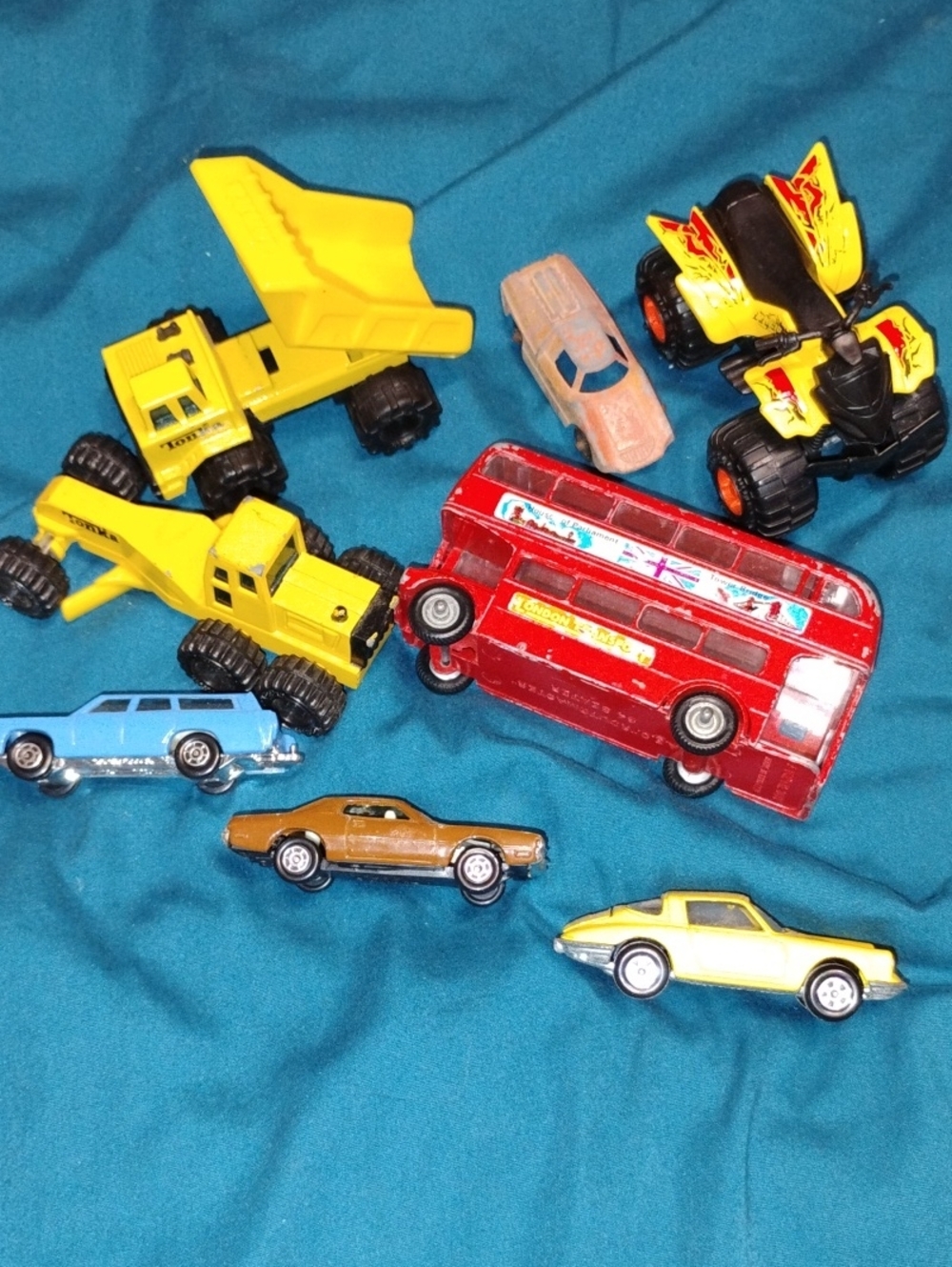 Mixed Kids Toy Vehicle Set - Yellow, Red, Blue, Brown, Cream